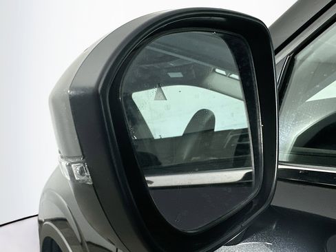 Used 2025 Mitsubishi Outlander SEL image 16