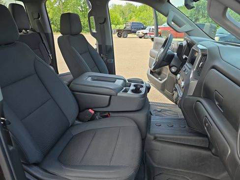 Used 2020 GMC Sierra 1500 4x4 Double Cab w/ Sierra Value Package image 10