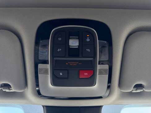 Used 2023 Hyundai Santa Fe SEL w/ Premium Package FWD image 19