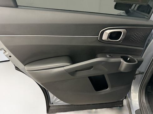 Used 2021 Kia Sorento S w/ Panoramic Sunroof Package AWD/4WD image 27