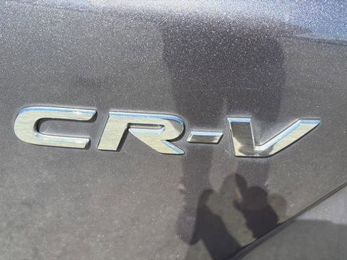 Used 2022 Honda CR-V Touring image 2