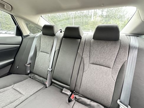 Used 2025 Honda Accord SE image 10