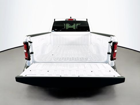 New 2026 RAM 1500 Express AWD/4WD image 16
