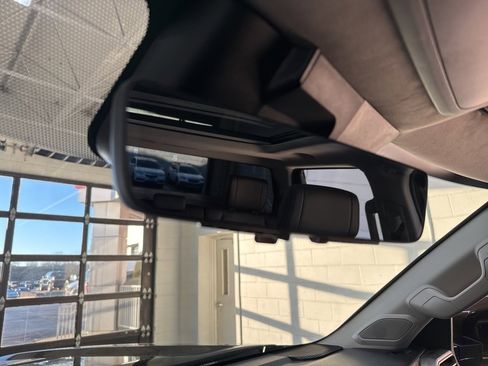 Used 2022 Toyota Tundra Limited image 32