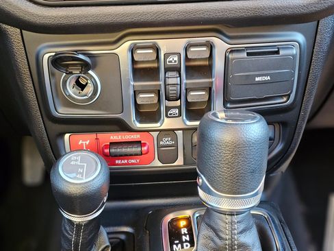 New 2026 Jeep Gladiator Willys image 14