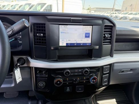 New 2026 Ford F250 XL w/ XL Chrome Package RWD image 8