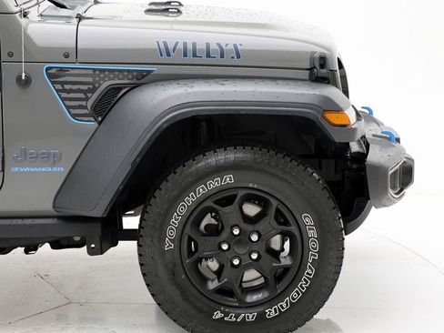 Used 2023 Jeep Wrangler Unlimited w/ Cold Weather Group image 4