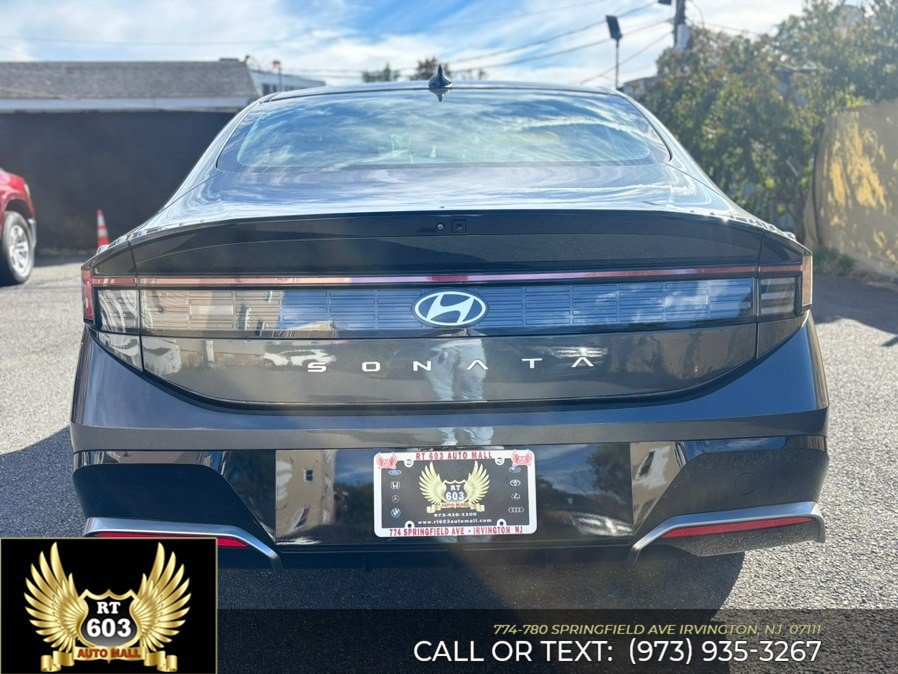 Used 2025 Hyundai Sonata SEL FWD image 5