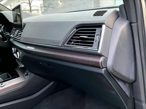 Certified 2022 Audi Q5 2.0T Prestige w/ Prestige Package image 19
