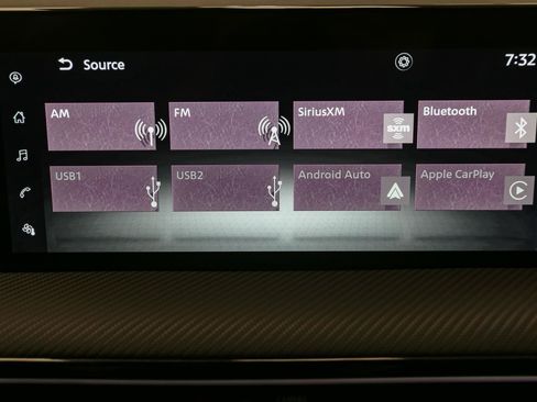 Used 2025 Nissan Kicks SR AWD/4WD image 25