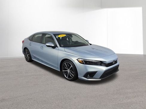Used 2023 Honda Civic Touring image 11