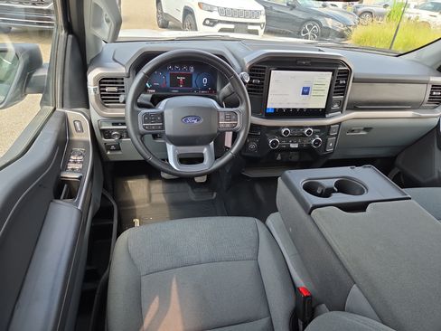 Used 2025 Ford F150 XLT w/ Equipment Group 301A Standard AWD/4WD image 8