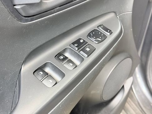 Used 2018 Hyundai Kona SEL w/ SEL Tech Package 02 AWD/4WD image 10