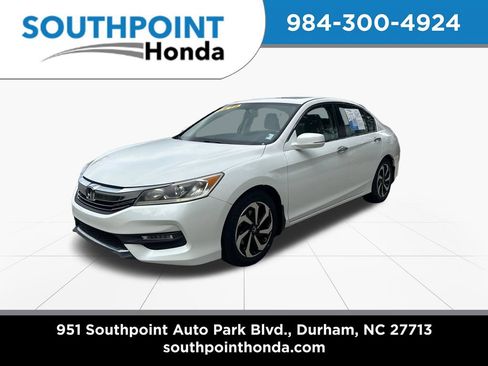 Used 2016 Honda Accord EX image 3