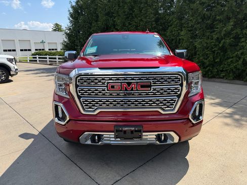 Used 2020 GMC Sierra 1500 Denali w/ Technology Package AWD/4WD image 6