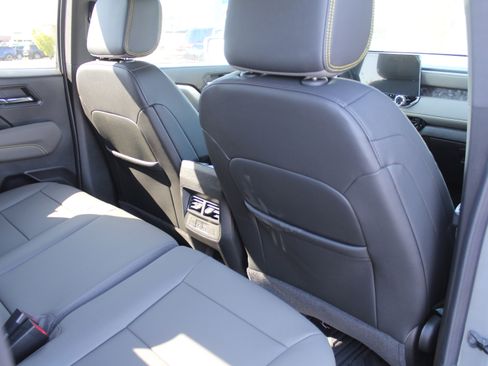 New 2026 Chevrolet Colorado ZR2 w/ ZR2 Bison Edition image 24