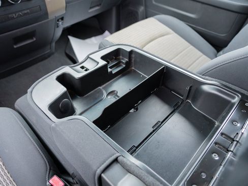 Used 2012 RAM 1500 Express image 34