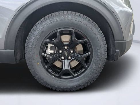 Used 2023 Ford Explorer Timberline w/ Timberline Technology Package AWD/4WD image 11