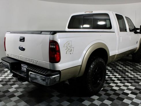 Used 2011 Ford F250 Lariat image 9