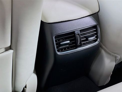 Used 2018 MAZDA MAZDA6 Signature image 26