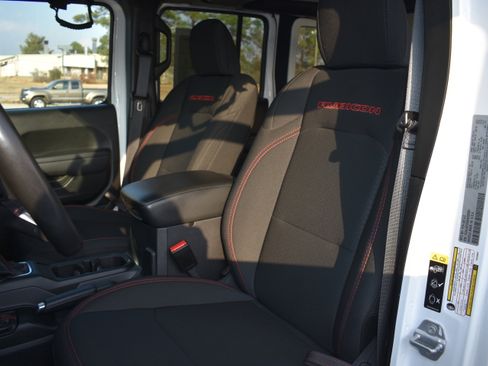 Used 2022 Jeep Wrangler Unlimited Rubicon w/ LED Lighting Group image 27