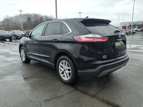 Used 2023 Ford Edge SEL image 3