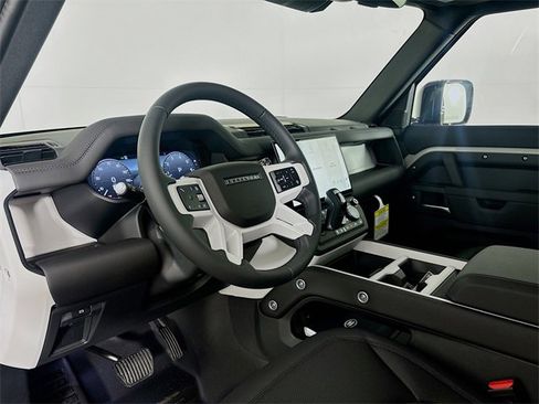 New 2026 Land Rover Defender 110 S image 9