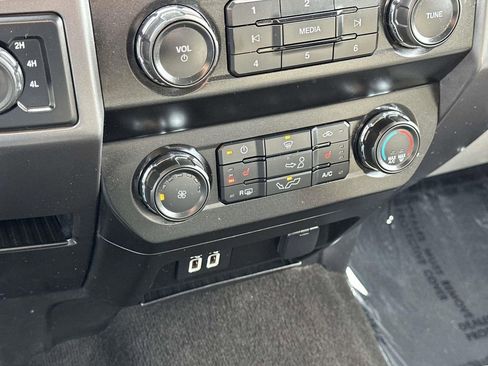 Used 2019 Ford F150 XLT w/ Equipment Group 302A Luxury image 32