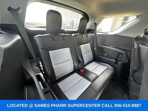 Used 2023 Ford Explorer XLT w/ Equipment Group 202A RWD image 33