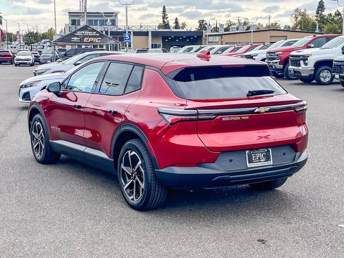 New 2026 Chevrolet Equinox EV LT image 2