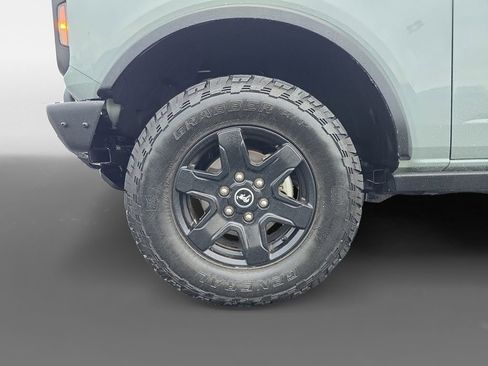 Used 2022 Ford Bronco Black Diamond image 16