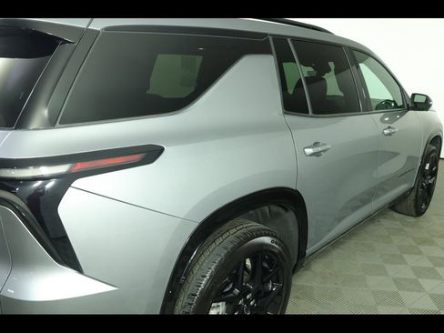Used 2024 Chevrolet Traverse RS w/ LPO, Floor Liner Package image 22