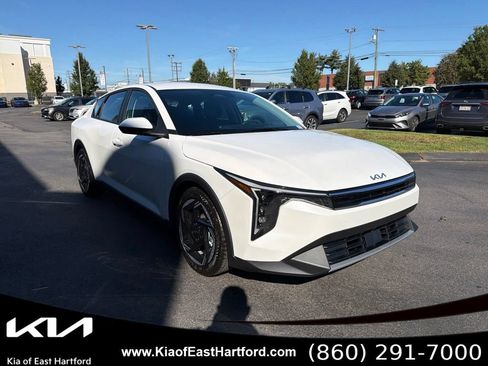 New 2026 Kia K4 EX FWD image 6