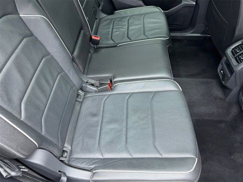 Used 2023 Volkswagen Tiguan SEL R-Line image 50