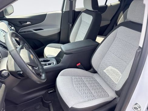 Used 2023 Chevrolet Equinox LT FWD image 11