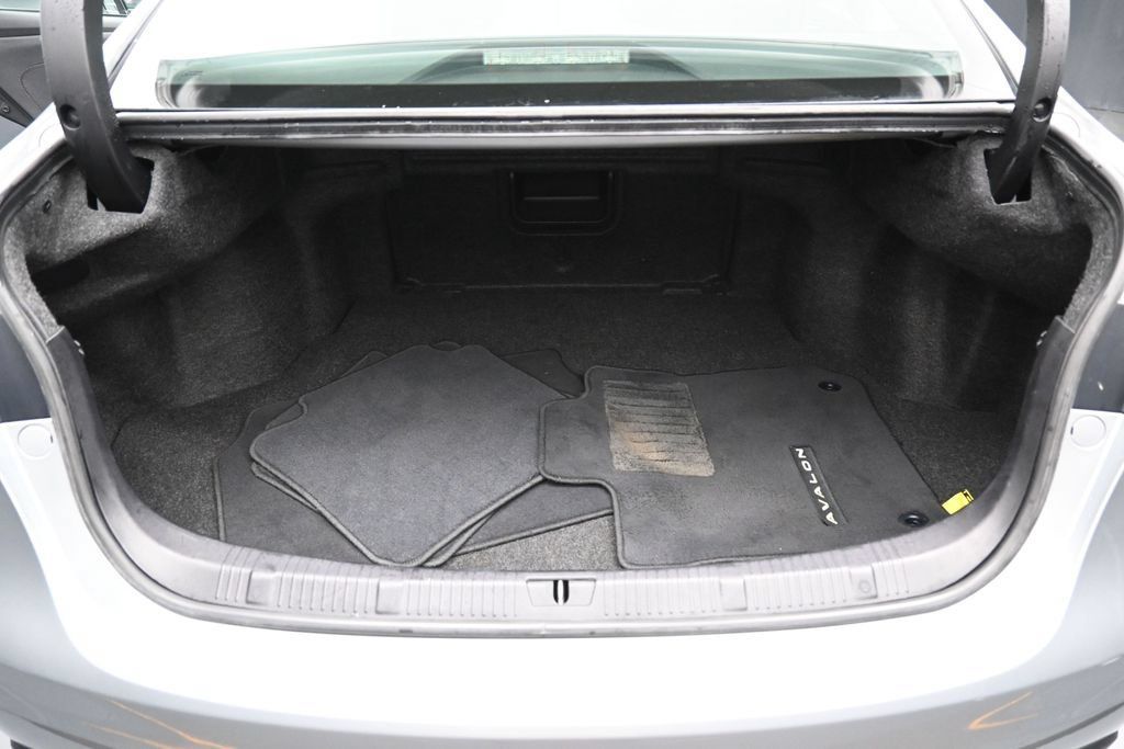 Used 2016 Toyota Avalon XLE FWD image 30