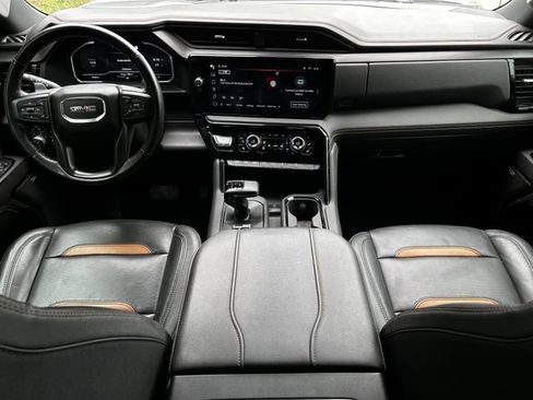 Used 2023 GMC Sierra 1500 AT4 w/ AT4 Premium Package AWD/4WD image 12