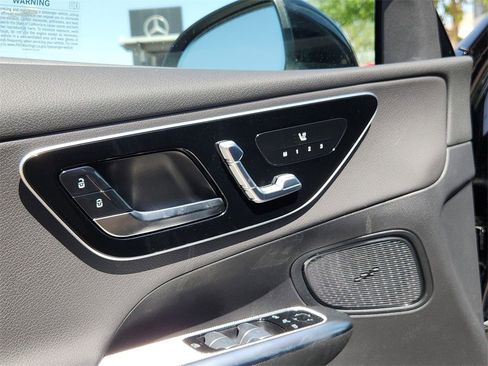 New 2025 Mercedes-Benz GLC 300 4MATIC image 17