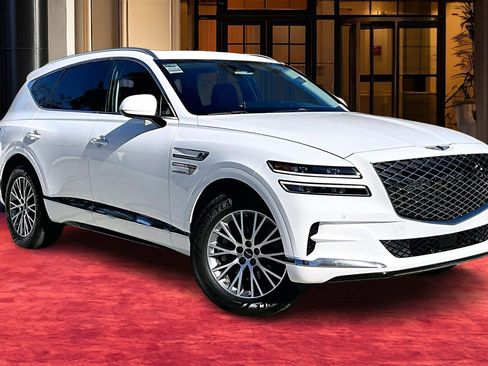 Used 2021 Genesis GV80 2.5T w/ Advanced Package 03 image 11