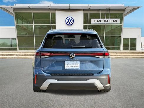 New 2026 Volkswagen Tiguan SE image 4