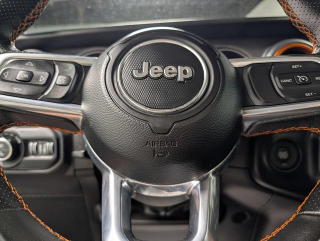 Used 2022 Jeep Gladiator Mojave w/ LED Lighting Group AWD/4WD image 16