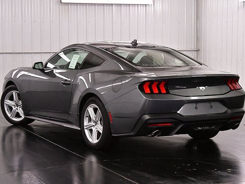 New 2026 Ford Mustang Coupe image 5