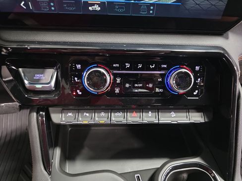 New 2026 GMC Sierra 1500 AT4 w/ AT4 Premium Package image 26