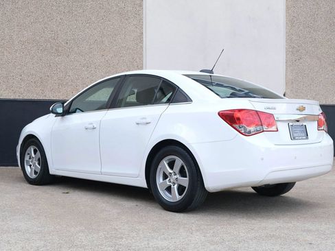 Used 2015 Chevrolet Cruze LT w/ Enhanced Safety Package FWD image 14
