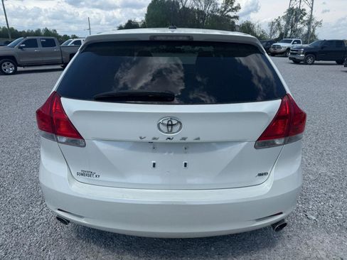 Used 2010 Toyota Venza AWD image 4