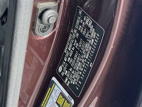 Used 2012 Kia Sorento FWD image 28