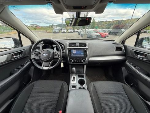 Used 2019 Subaru Outback 2.5i Premium AWD/4WD image 10