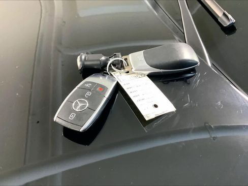 Used 2020 Mercedes-Benz GLE 350 4MATIC image 14