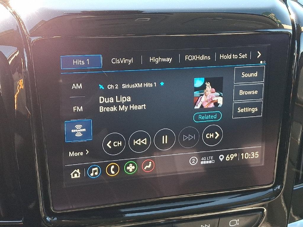 Certified 2021 Chevrolet Traverse LT FWD image 17
