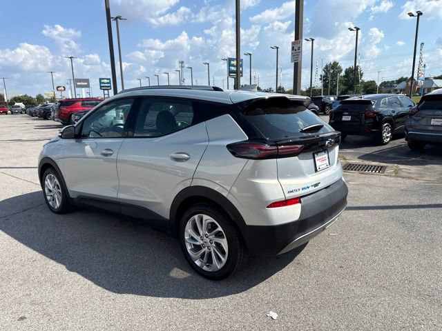 Used 2023 Chevrolet Bolt EUV LT w/ Comfort Package FWD image 29